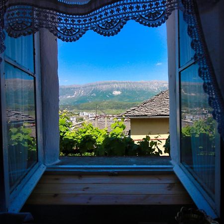 Guest House Denis Gjirokastër 外观 照片