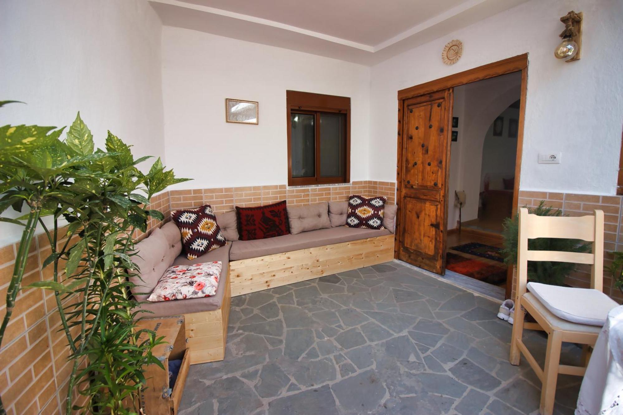 Guest House Denis Gjirokastër 外观 照片