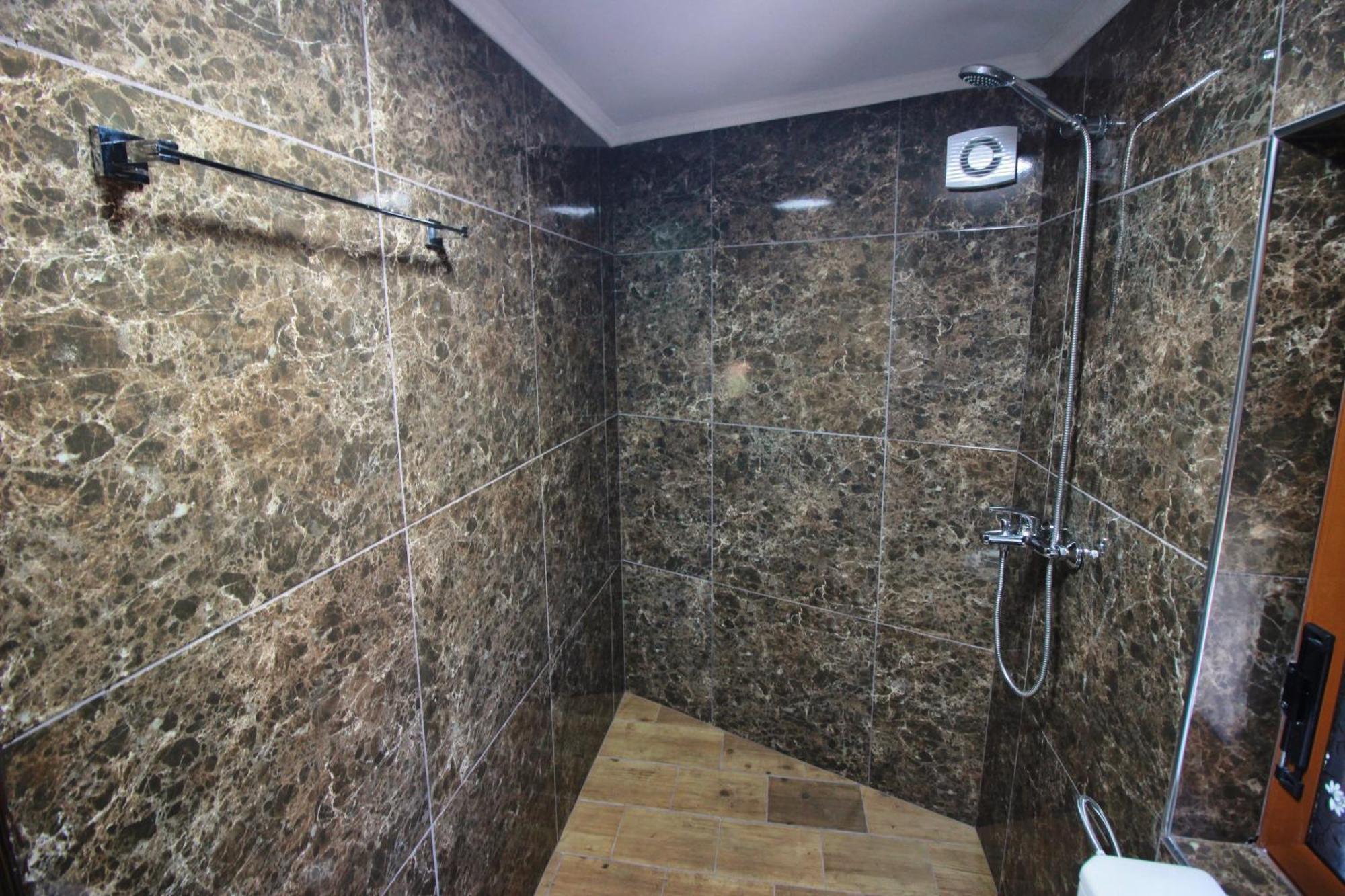 Guest House Denis Gjirokastër 外观 照片